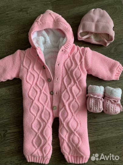 Комплект: комбинезон + шапка + пинетки