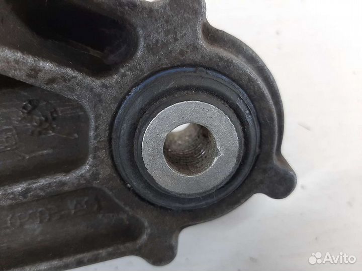 Кронштейн крепления МКПП Ford Mondeo 4