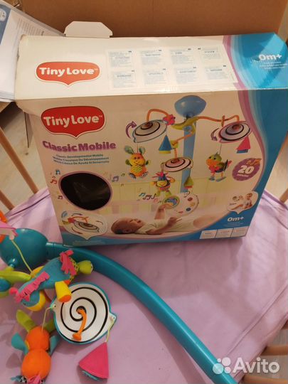 Детская кроватка + мобиль-карусель