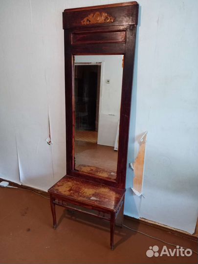 Зеркало напольное