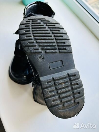 Ботинки для девочки 25