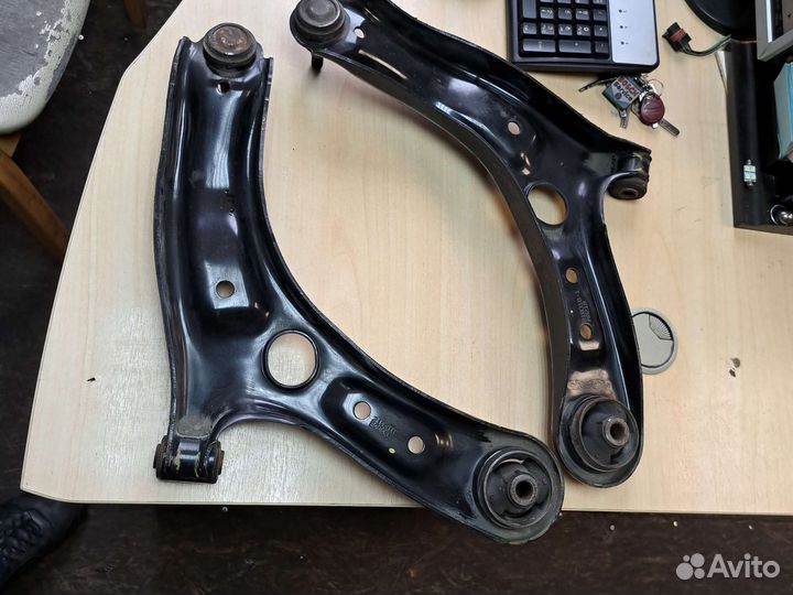 Рычаги передние hyundai solaris 2 Kia rio 4