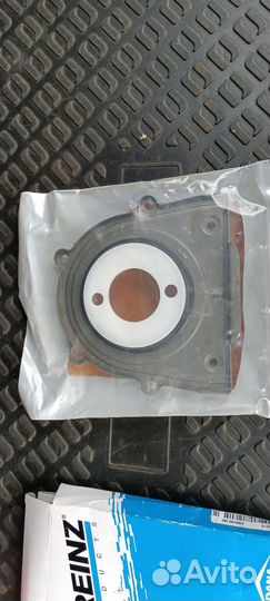 Сальник коленч. вала Victor Reinz арт. 819001200