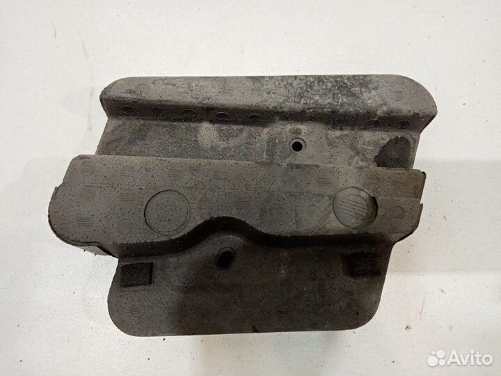 Абсорбер двери передний левый Mazda 3 BL 2008-2013