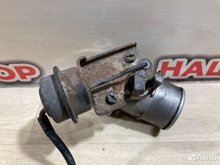 Дроссельная заслонка Nissan Pathfinder R 51 2008