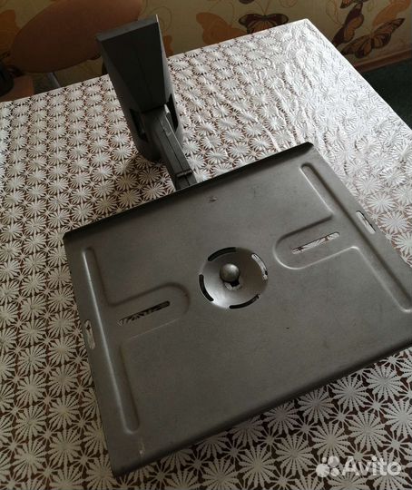 Подставка для телевизора настенная