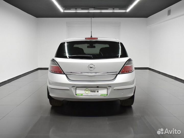 Opel Astra 1.6 МТ, 2013, 225 662 км
