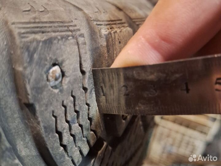 Nokian Tyres Hakkapeliitta 5 215/60 R16