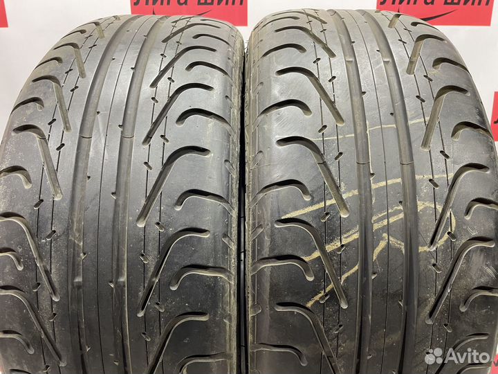 Pirelli P Zero Corsa 235/35 R19