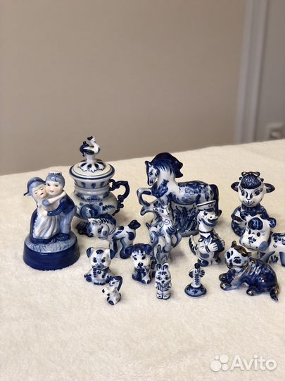 Гжель разная