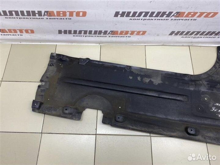 Защита днища правая Bmw 5 F10 F11 универсал 2011