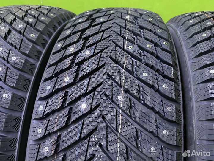 Zmax Winternova Stud II 255/55 R20 110T