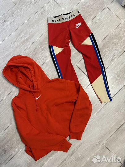 Костюм спортивный