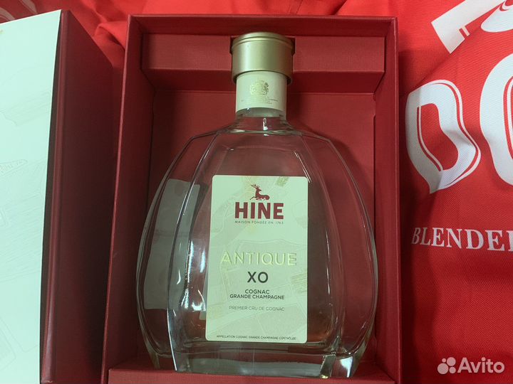 Пустая бутылка hine antique XO