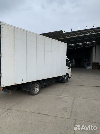 Hino 300 (Dutro), 2015