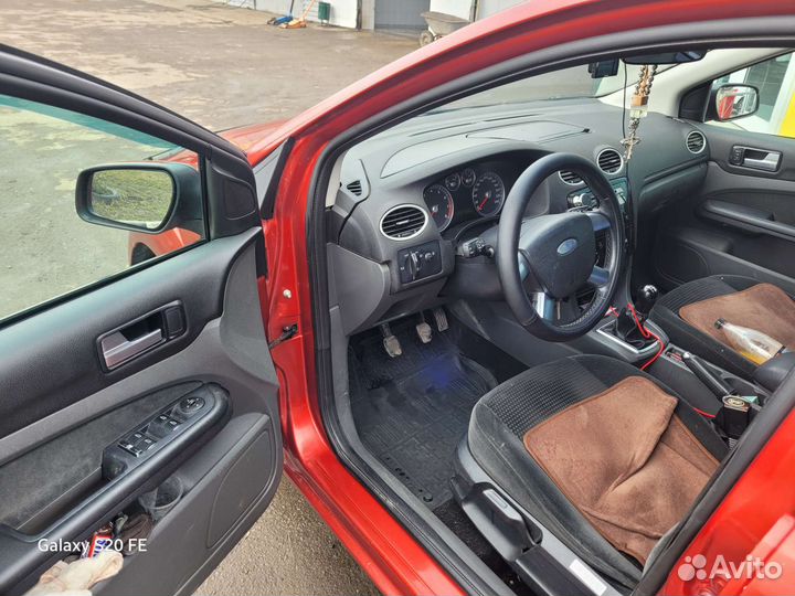 Ford Focus 1.6 МТ, 2007, 301 000 км