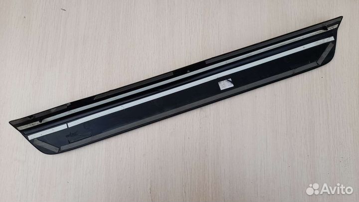 Накладка порога внутренняя передняя правая Audi Q5