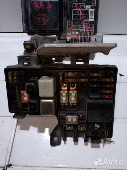 Блок предохранителей honda odyssey RA3 F23A