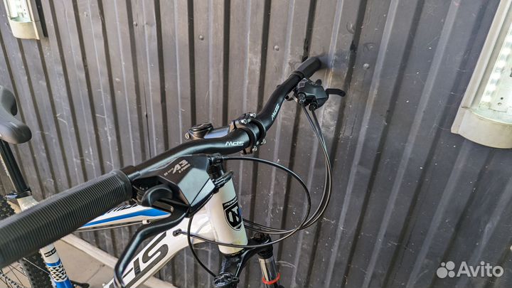 Велосипед новый алюминиевый горный скоростной 27,5