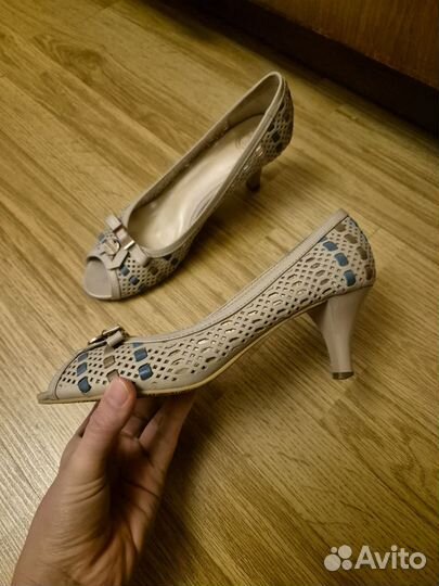 Туфли нарядные 38 размер