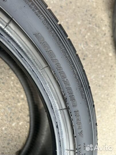 Dunlop SP Sport Maxx 050+ 255/40 R19 100Y