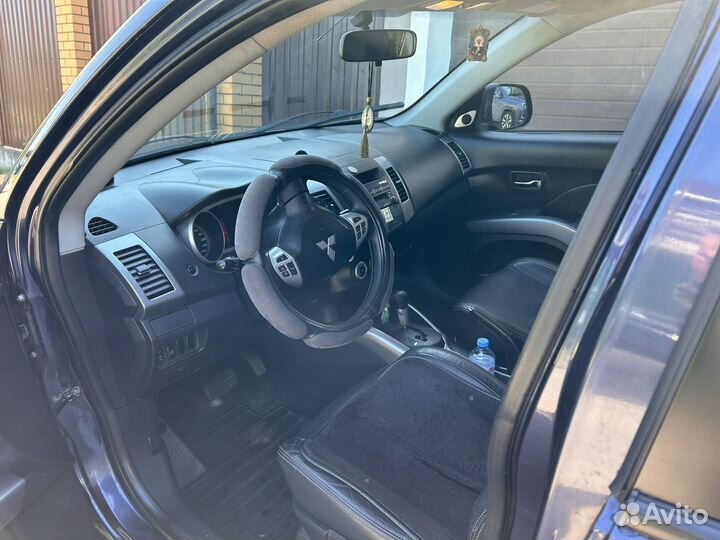 Mitsubishi Outlander 2.4 CVT, 2008, 216 800 км