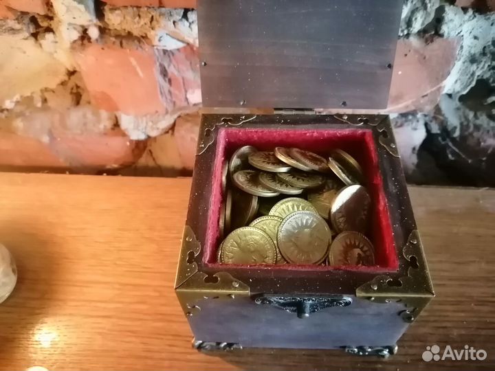 Сувенирная монета 