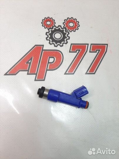 Инжектор форсунка топливная Toyota 1nzfe Denso