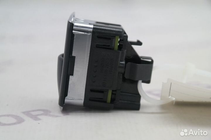 Кнопка Mercedes GLE-Coupe C292 2015-2019