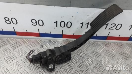 Педаль газа dodge caliber (6BR15NW01)