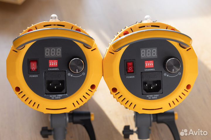 Осветитель GreenBean SunLight 200 ledx3 BW