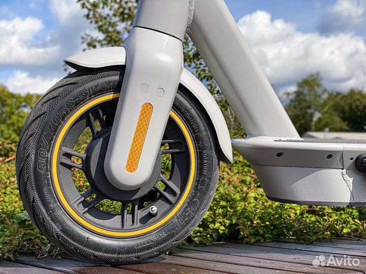 Электросамокат Ninebot KickScooter MAX G30LP