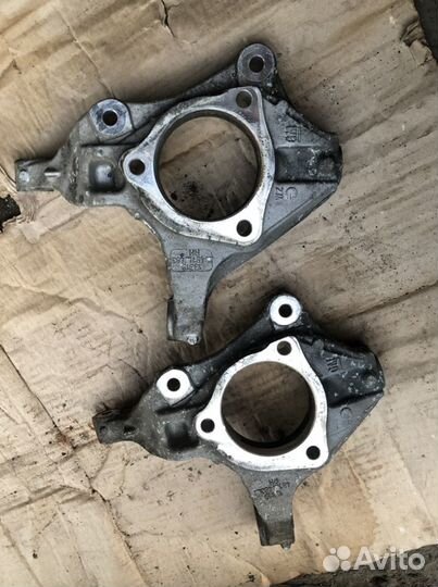 Кулак поворотный цапфа передний Cruze Astra j