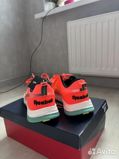 Мужские кроссовки reebok новые