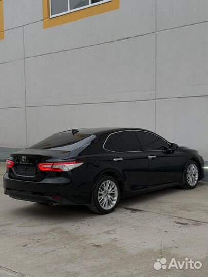 Toyota Camry 2.5 AT, 2019, 130 000 км