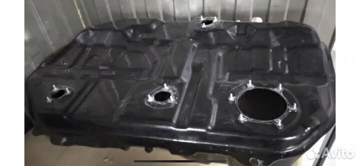 Mitsubishi lancer 9 топливный бак(бензобак) б/у