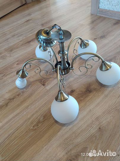 Люстра потолочная бу