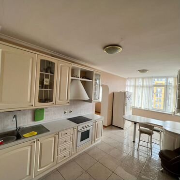 7-к. квартира, 320 м², 7/8 эт.