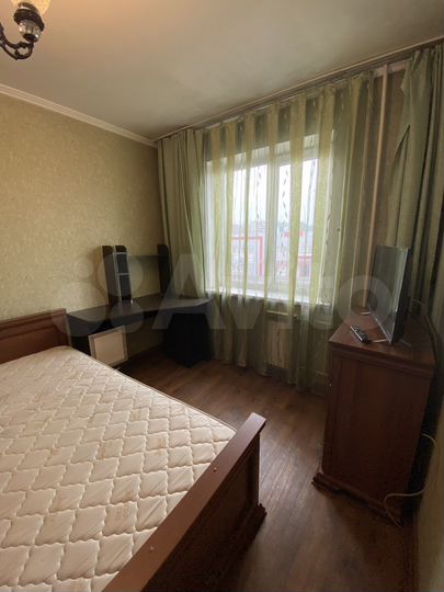 2-к. квартира, 67 м², 3/10 эт.
