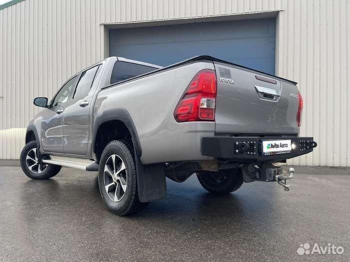 Toyota Hilux 2.5 AT, 2018, 89 000 км