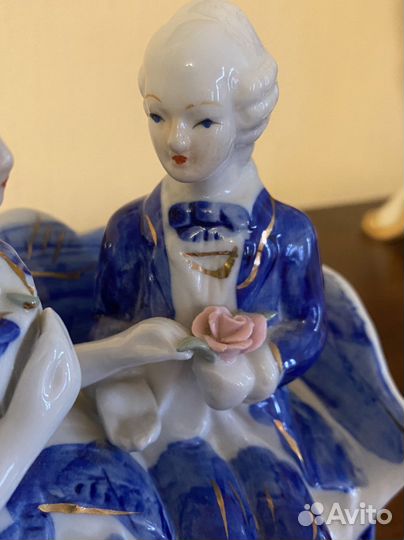 Статуэтка фарфор, влюбленная пара Германия