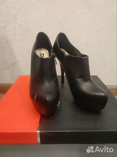 Ботильоны натуральная кожа 38