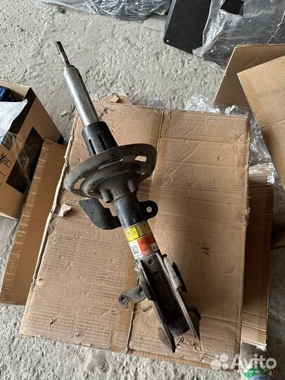 Стойки ферромагнитные регулируемые Acura MDX ZDX