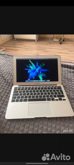 Apple MacBook Air 11 2010