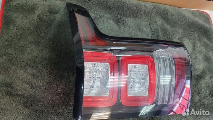 Задняя правая фара Range Rover