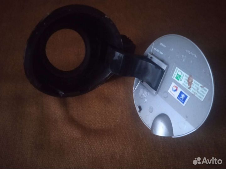 Лючок бензобака пежо 308