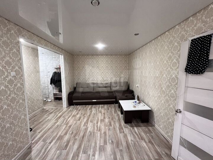 2-к. квартира, 30,3 м², 1/5 эт.