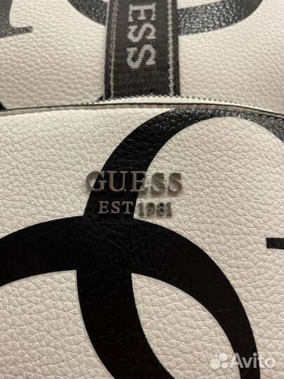 Рюкзак женский guess белый