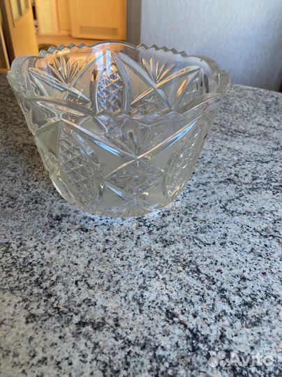 Хрустальная ваза