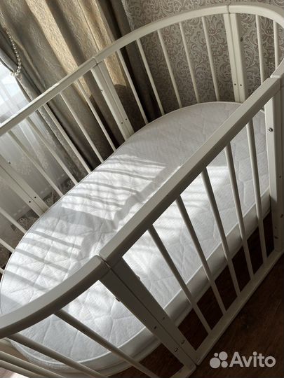 Кровать трансформер с маятником